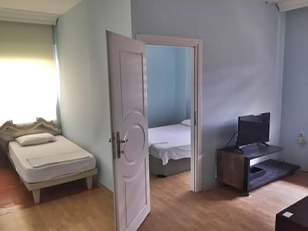 Home Park Suite 1+1 kiralık daire 1 Numaralı Günlük Ev Giriş